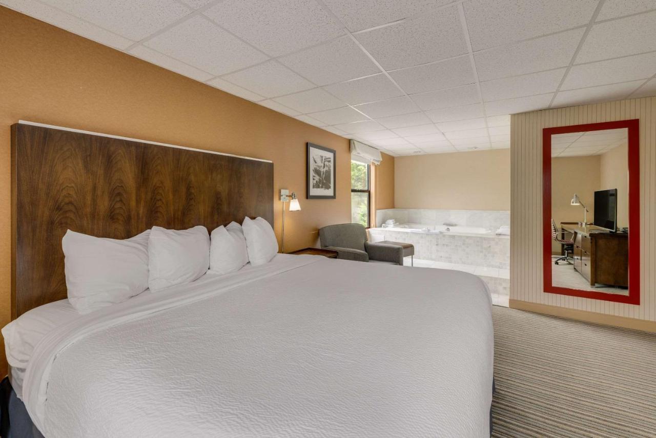 The Crossroads Hotel - Newburgh Exteriér fotografie