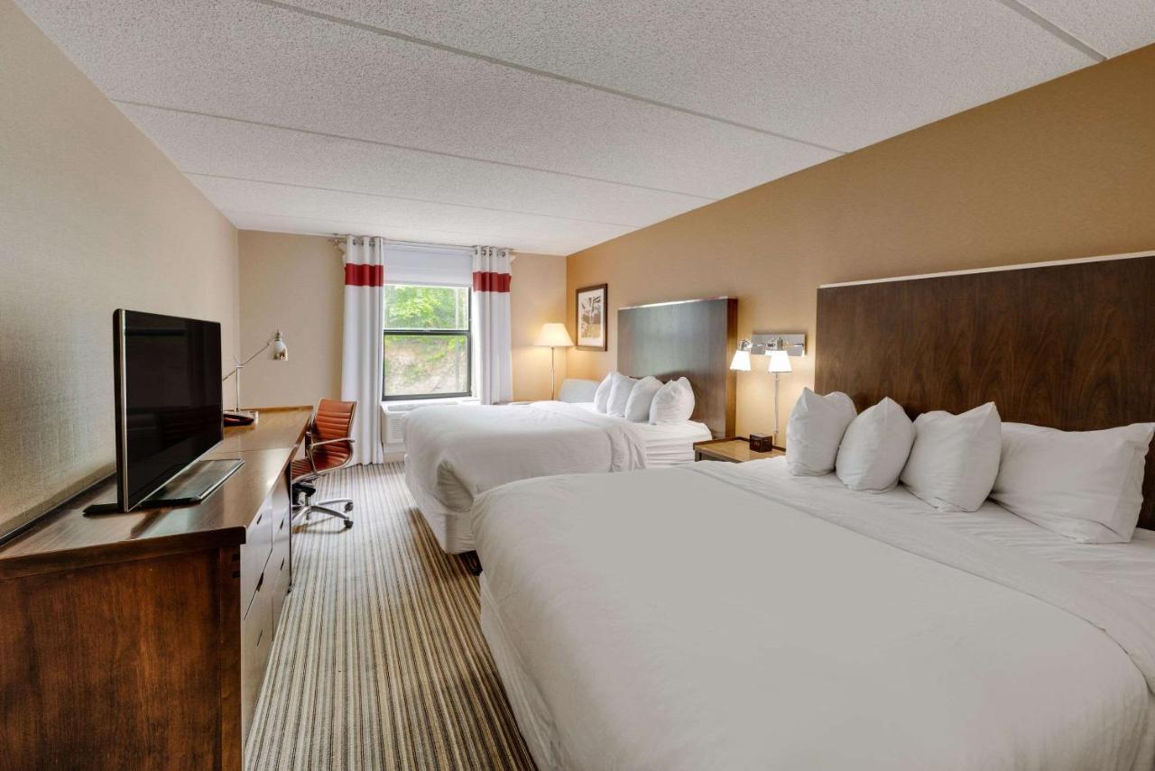 The Crossroads Hotel - Newburgh Exteriér fotografie